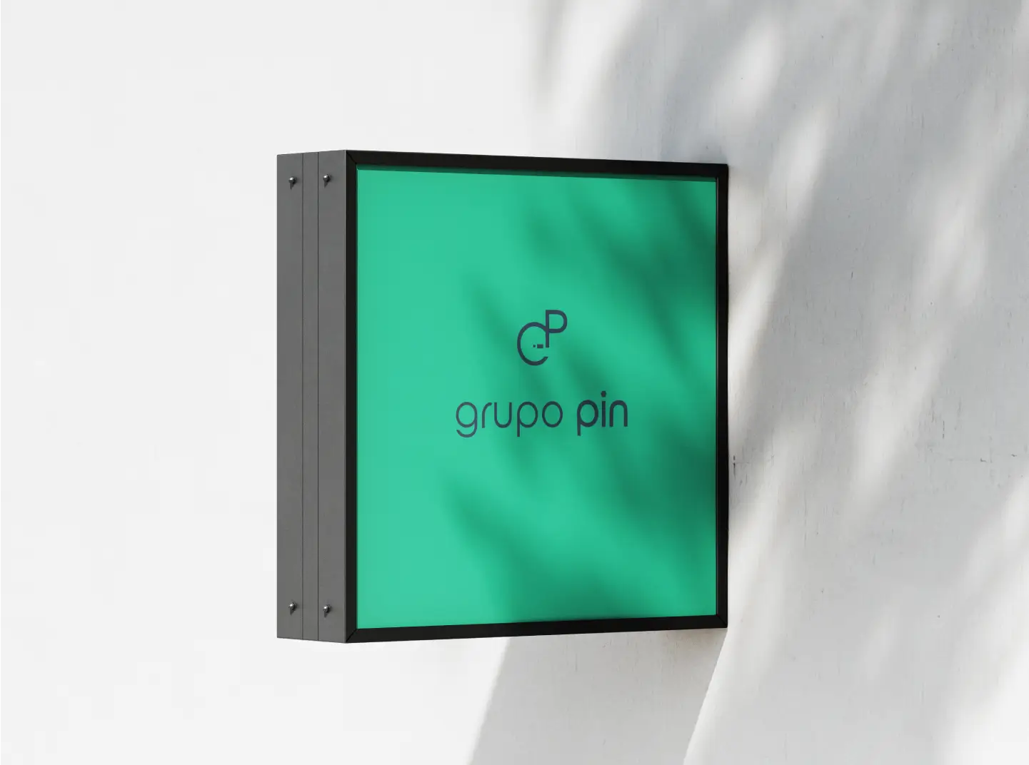 Mockup 4 (1)